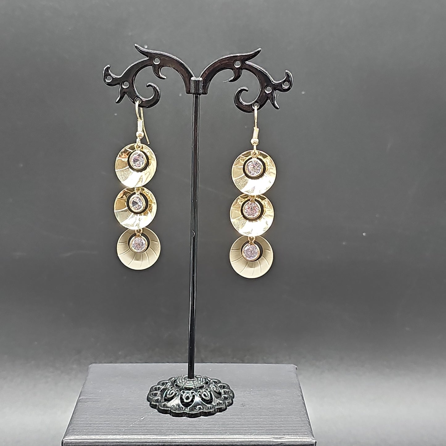Boucles pendantes 3 disques strass – acier inoxydable doré