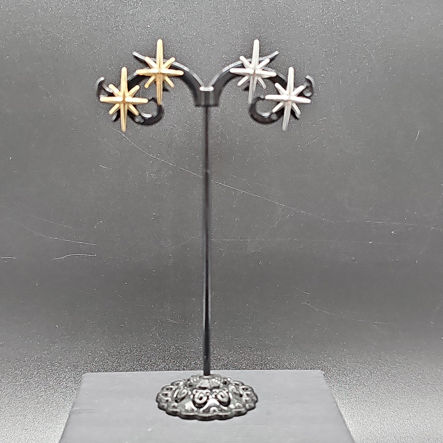 Clous d’oreilles acier inoxydable – Étoile Polaire doré ou argenté