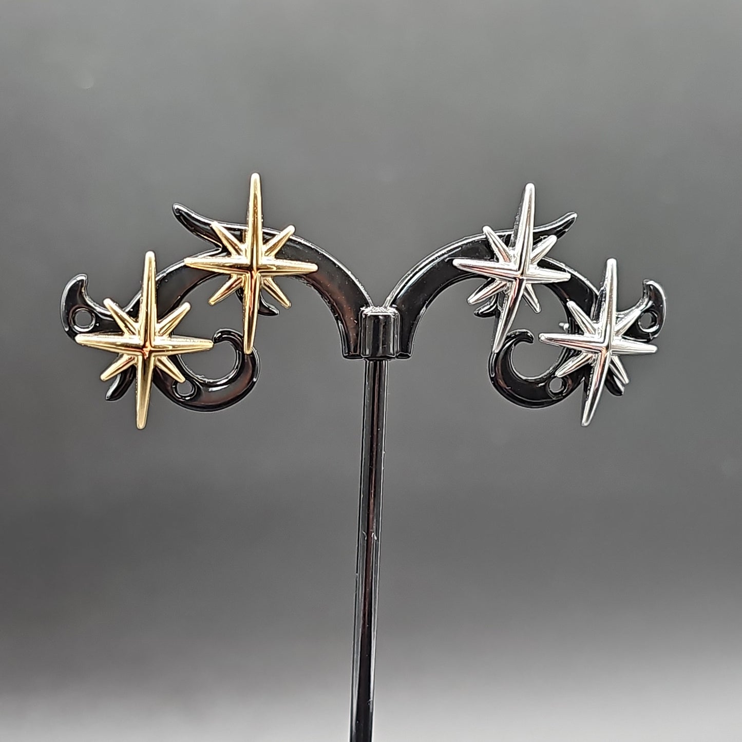 Clous d’oreilles acier inoxydable – Étoile Polaire doré ou argenté