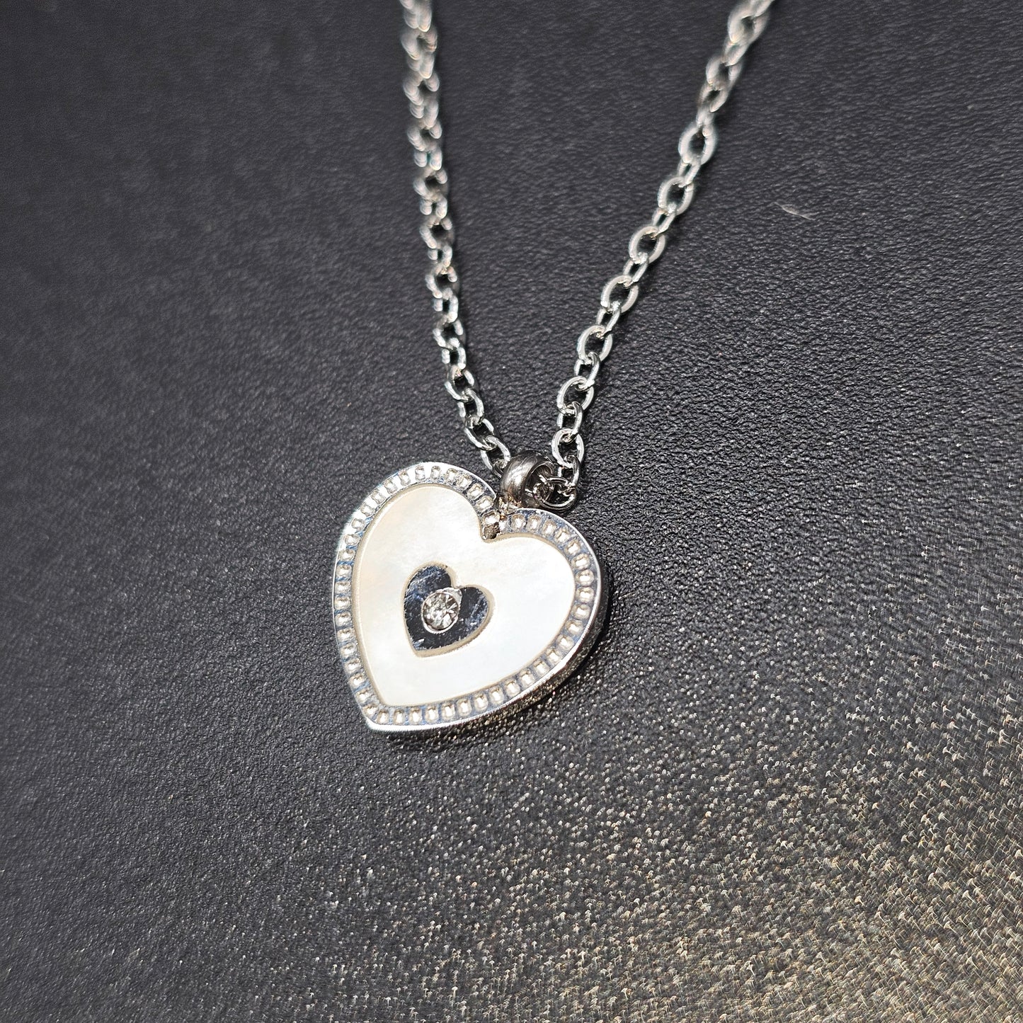 Collier Cœur Argenté – Acier Inoxydable