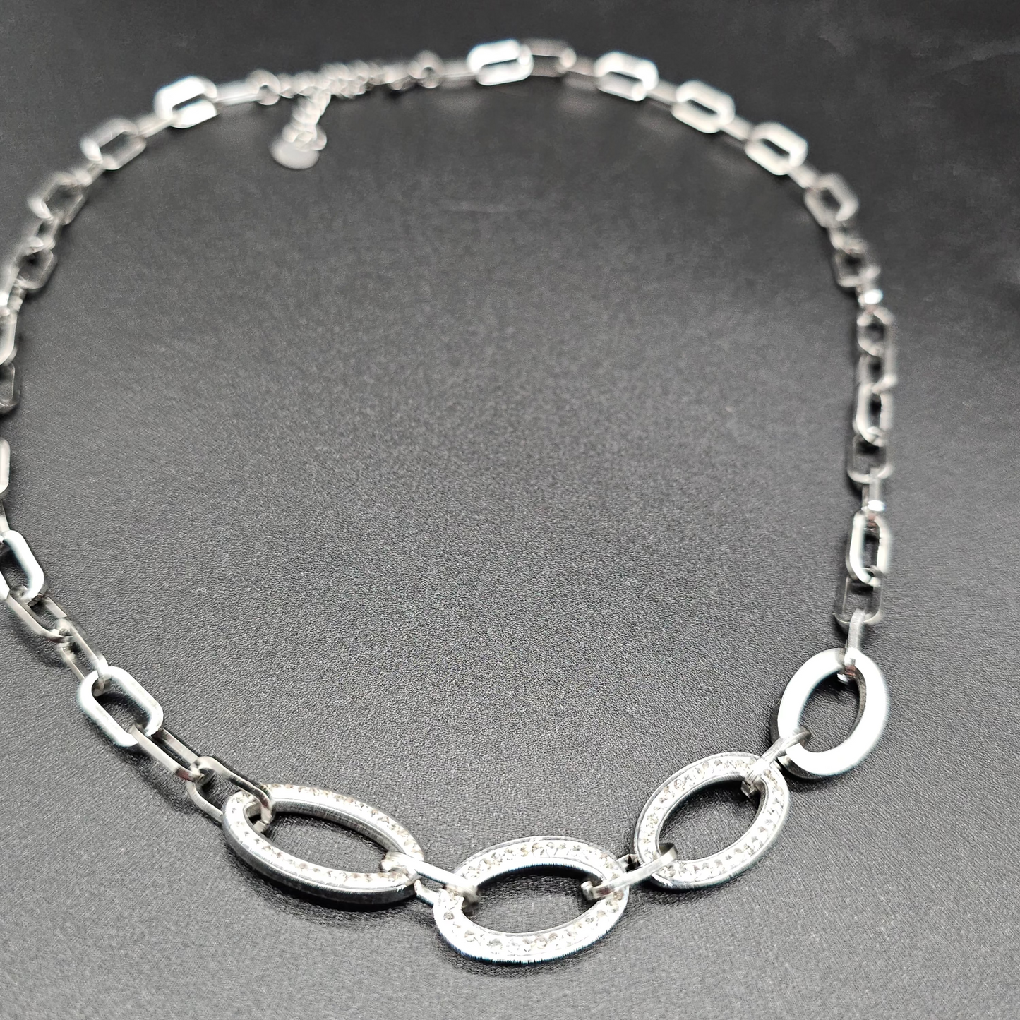 Silver Rhinestone Link Necklace – Stainless steel