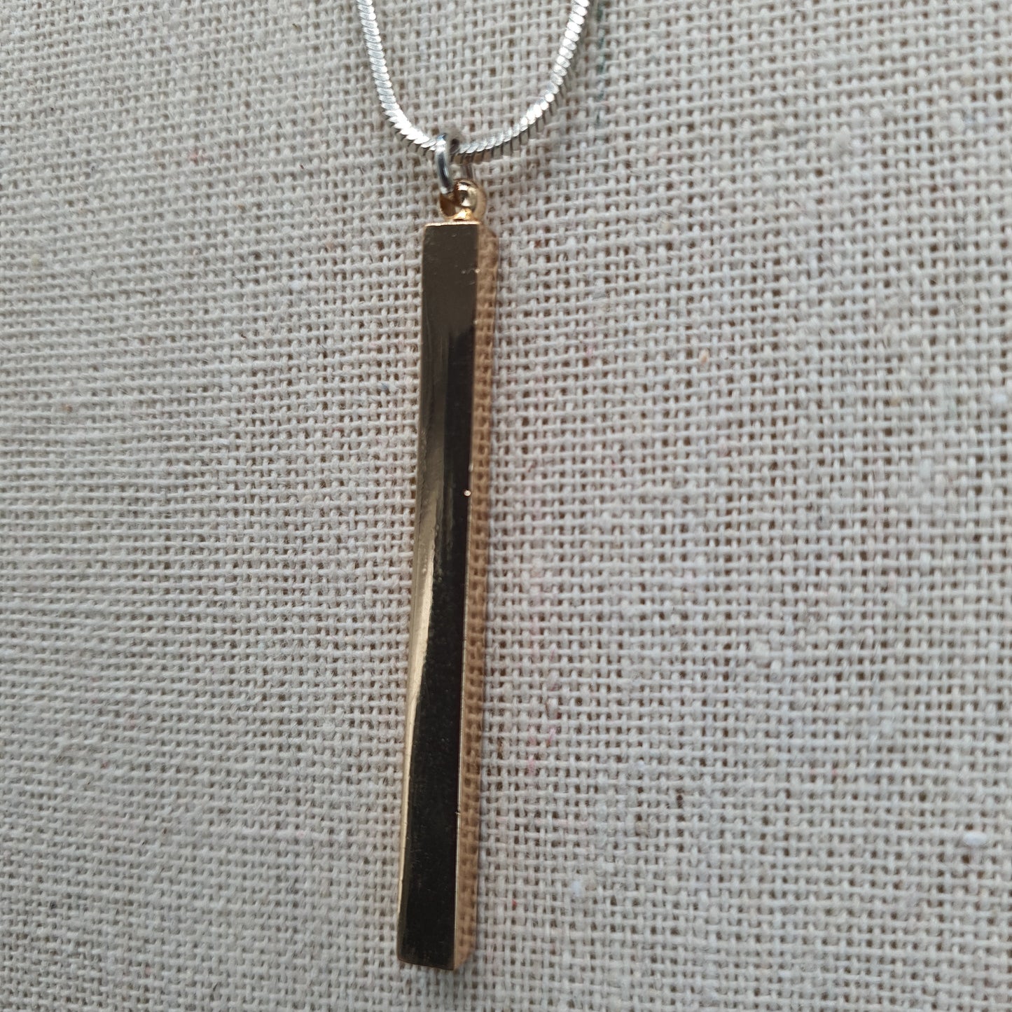 Collier sautoir double chaîne maille serpent argenté – pendentif rond nacré coquillage