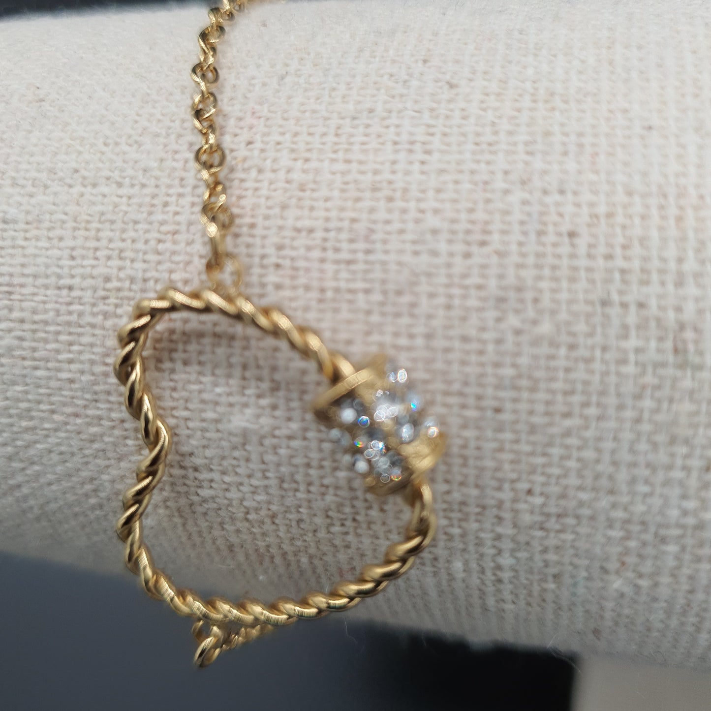 Bracelet acier doré coeur ajouré torsadé et strass Lilas de Seine