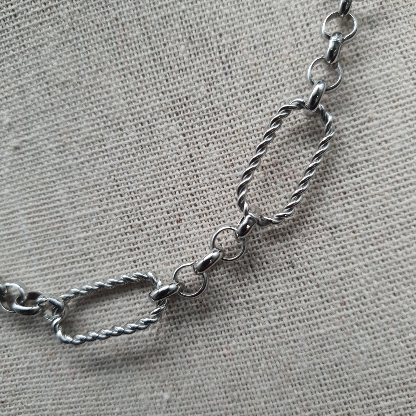 Collier chaîne maille forçat acier inoxydable argenté – gros maillons texturés