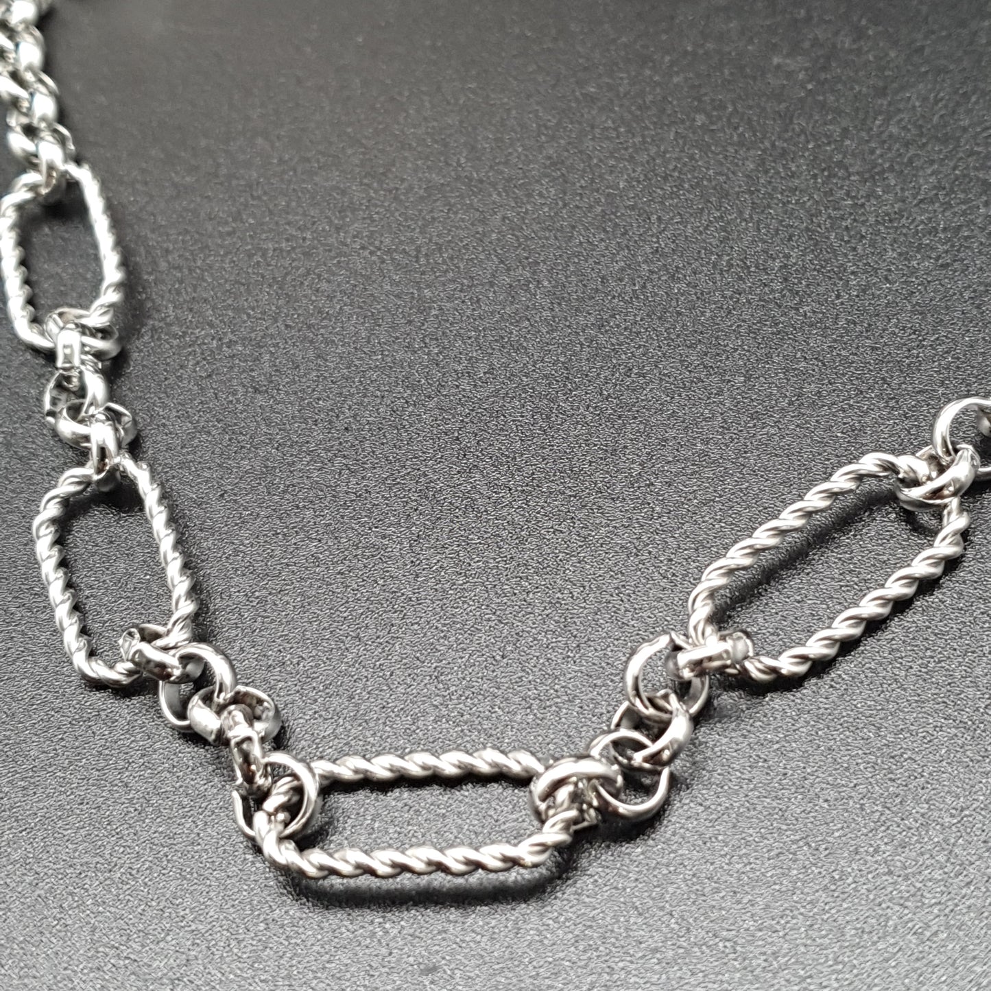 Collier chaîne maille forçat acier inoxydable argenté – gros maillons texturés