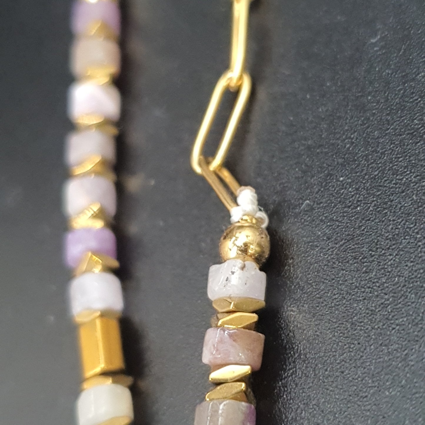 Collier acier inoxydable rondelles pierre naturelle tubes billes facettées