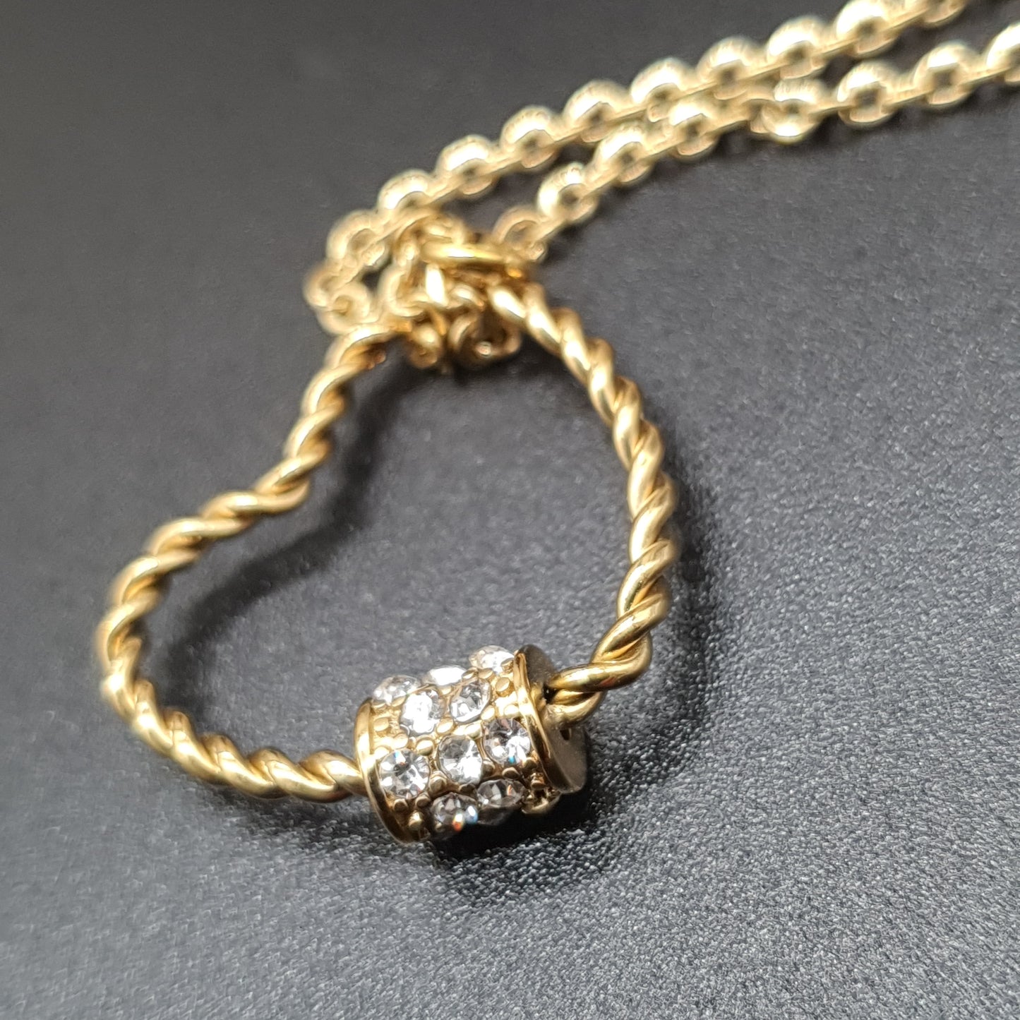 Collier doré acier inoxydable – Maille serpent & pendentif cœur stass