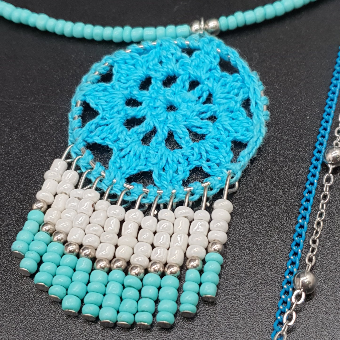 Collier sautoir bohème tour de cou cable perles turquoise billes métal argenté attrape-rêve crochet perles chaîne fine maille forçat billes pierre reconstituée maille gourmette colorée pompon tassel