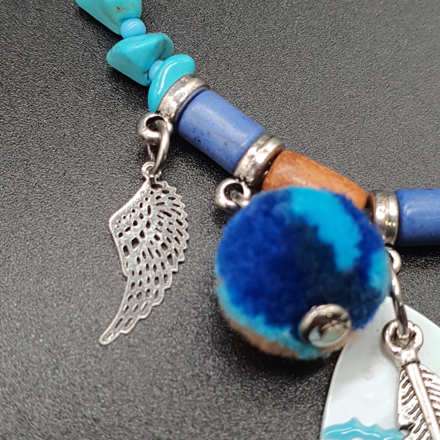 Collier bracelet 2 en 1 bleu cordon élastique suédine perles fantaisie pierre reconstituée acier inoxydable