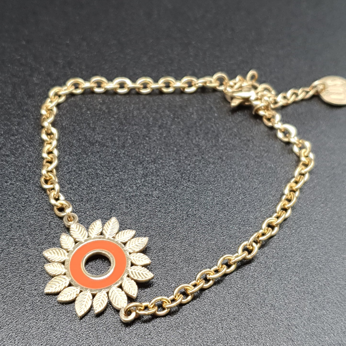 Bracelet acier inoxydable doré maille forçat – motif couronne de feuilles