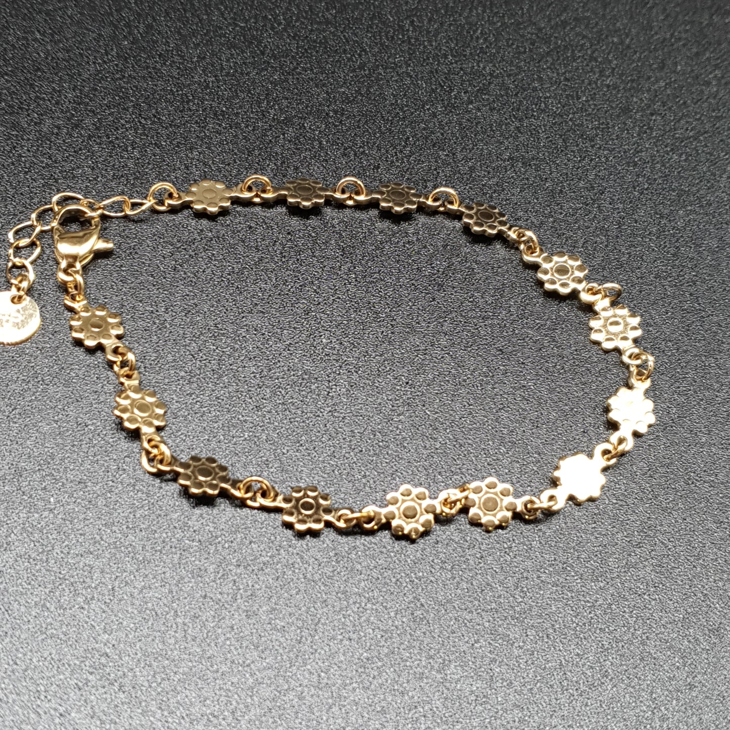 Bracelet chaîne acier doré fleurs fantaisie – Lilas de Seine