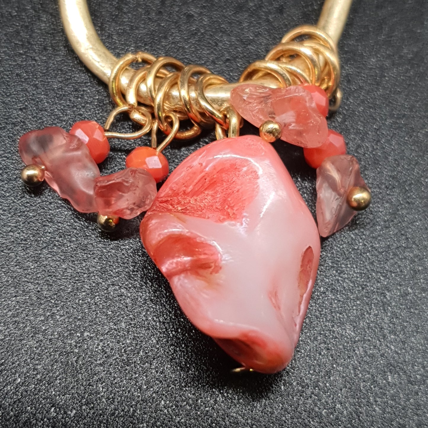 Boucles d’oreilles étoile dorée & éclats de cristal – effet raffiné