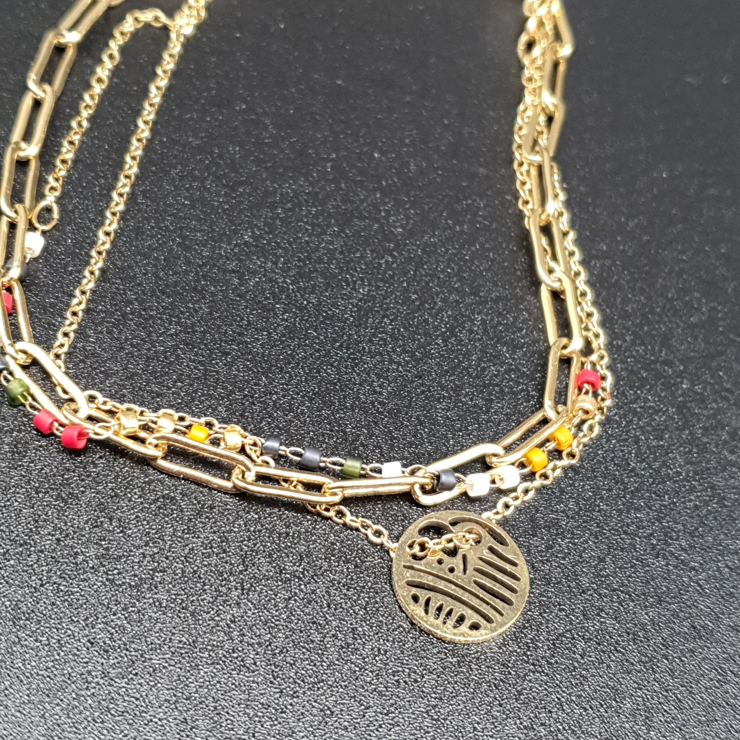 Bracelet triple rang acier inoxydable doré billes pierre naturelle – Lilas de Seine