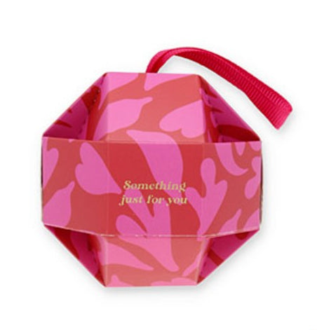 Boule cadeau Noël – Rose clair : édition spéciale fêtes