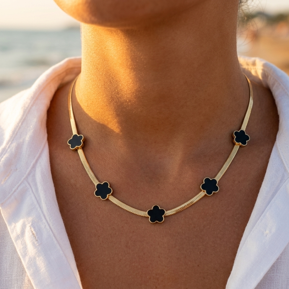 Stainless steel gold-plated mirror link necklace with gold-plated flowers, mother-of-pearl or black