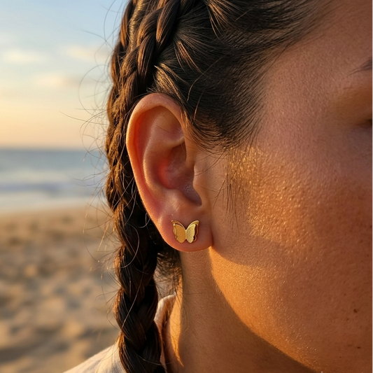 Clous d’oreilles papillon 3D doré – acier inoxydable