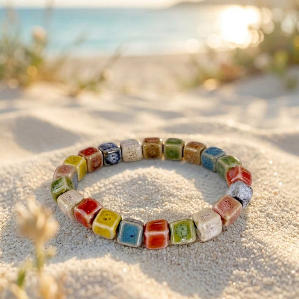 Bracelet élastique perles carrées céramique 6 mm – plusieurs couleurs