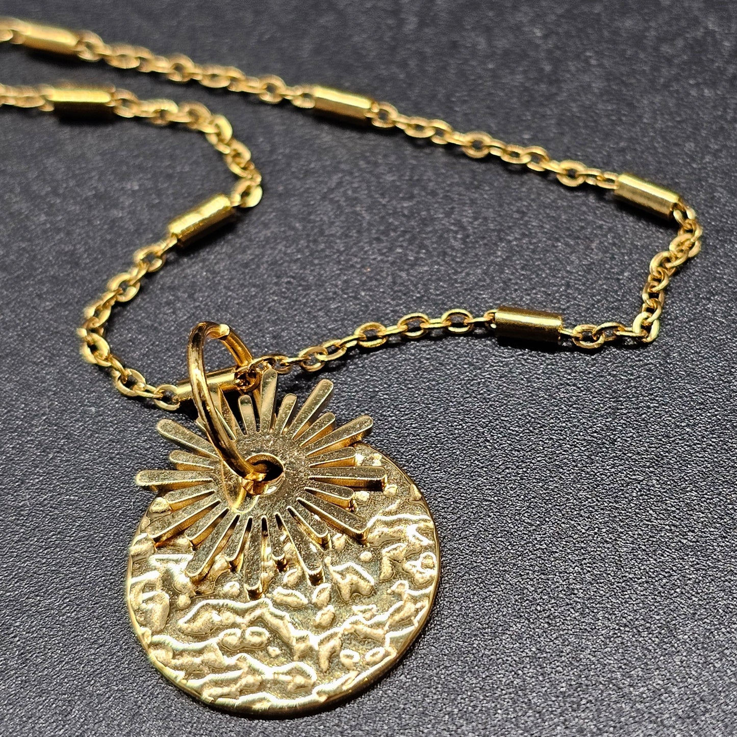 Gold-plated stainless steel necklace – Tubular charms and elegant cable chain