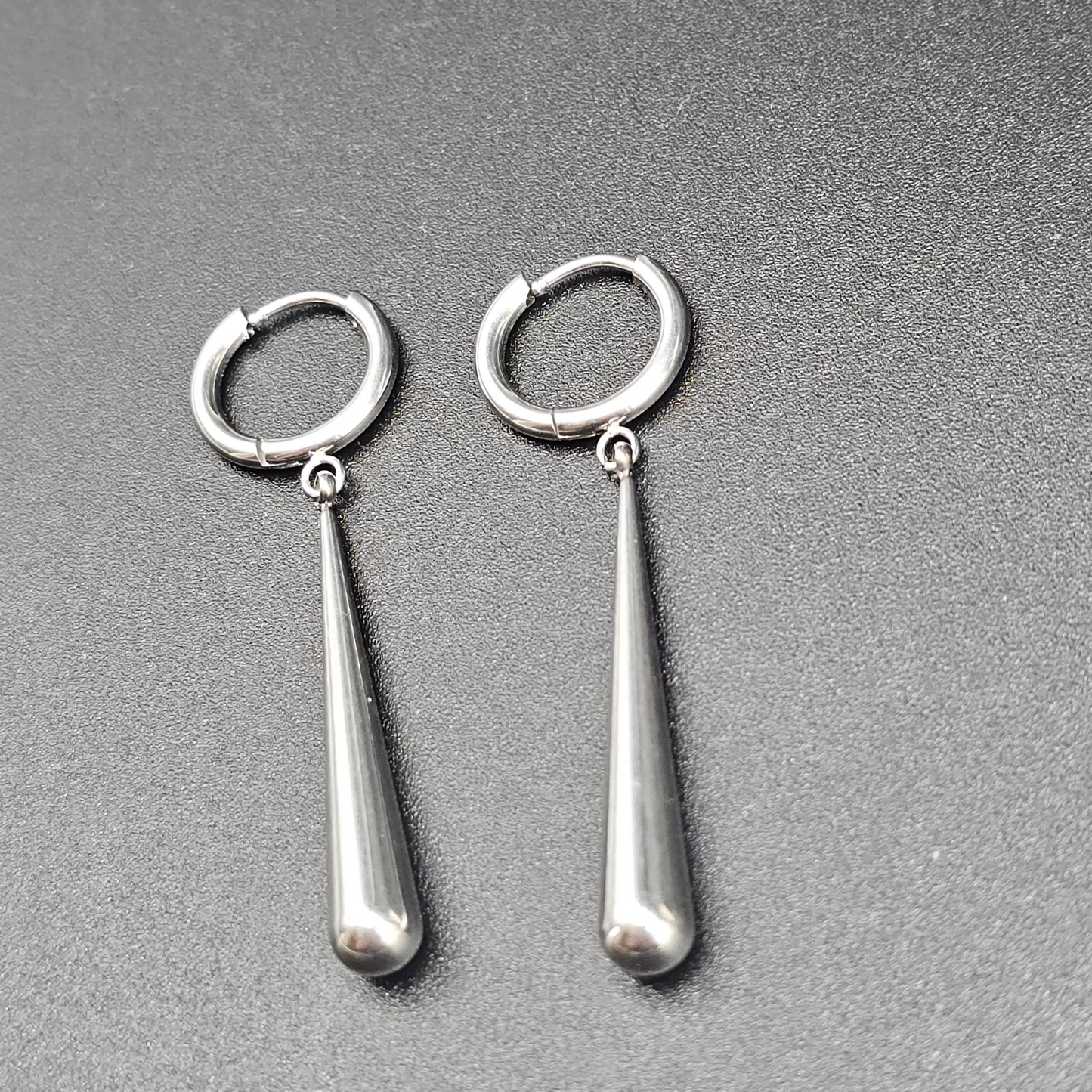 Boucles d’oreilles pendantes goutte – acier inoxydable