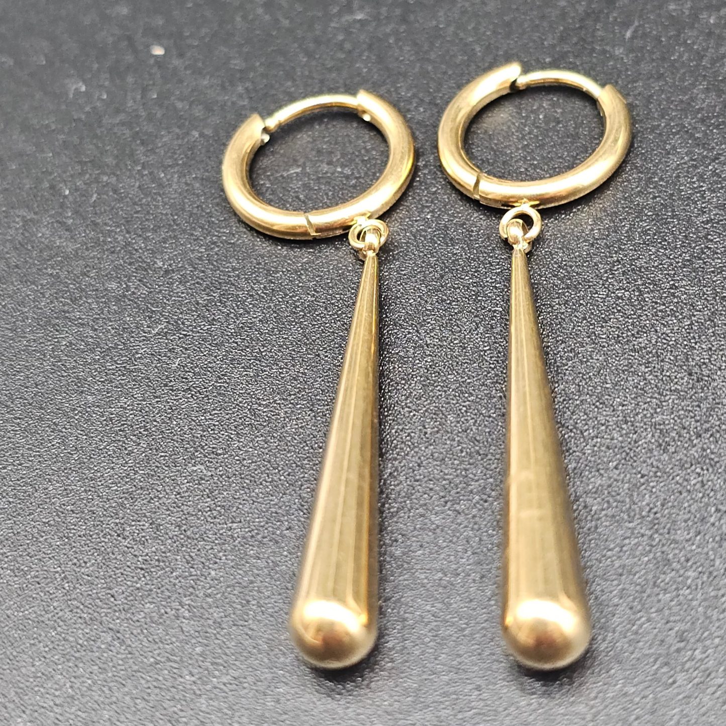 Boucles d’oreilles pendantes goutte – acier inoxydable