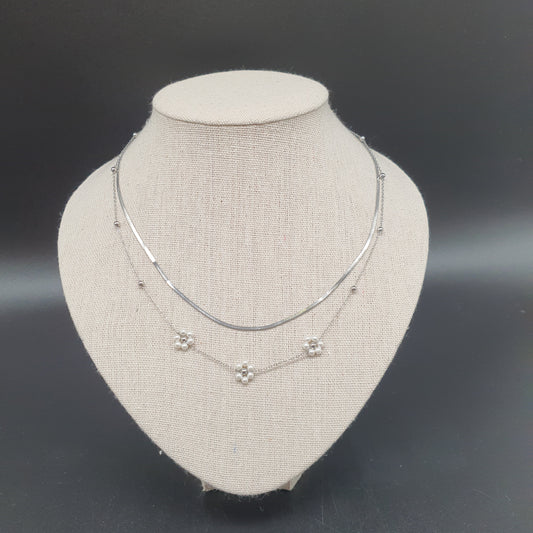 Collier double rang acier inoxydable argenté chaînes maille miroir & fleur