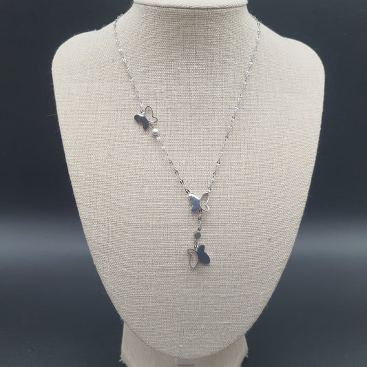 Collier sautoir acier inoxydable doré ou argenté – pendentif torsadé papillon nacre