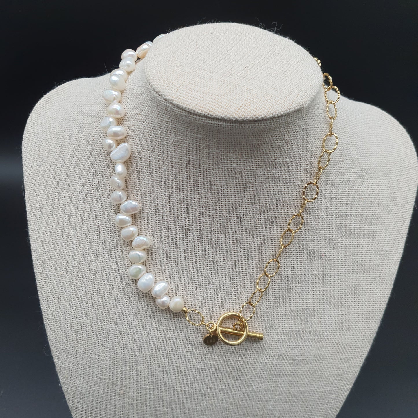 Collier acier inoxydable doré maille martelée perles naturelles Lilas de Seine
