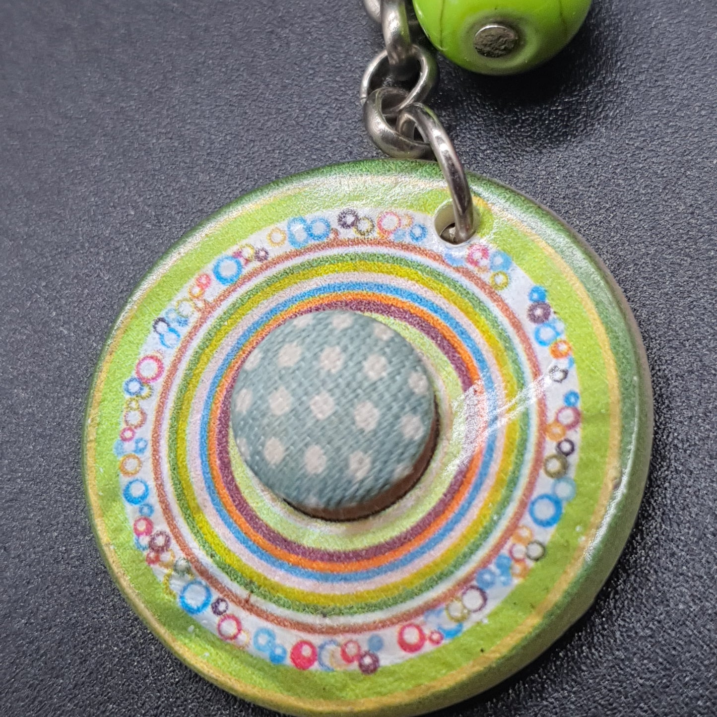 Long bohemian necklace, silver-plated cable chain with metal flower – green pendant