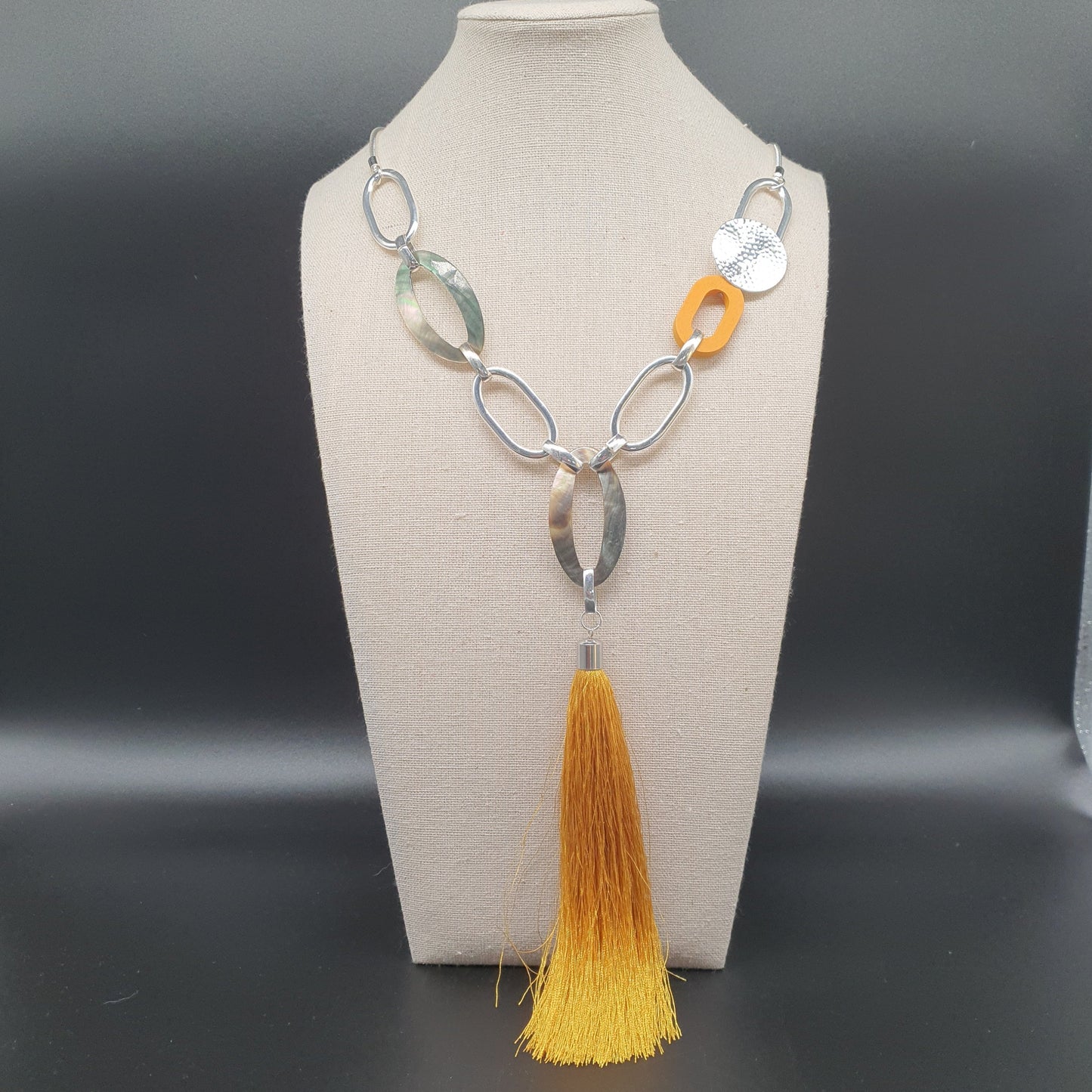Long necklace, gold-plated stainless steel, snake chain, metal rings, mother-of-pearl, wood, yellow tassel