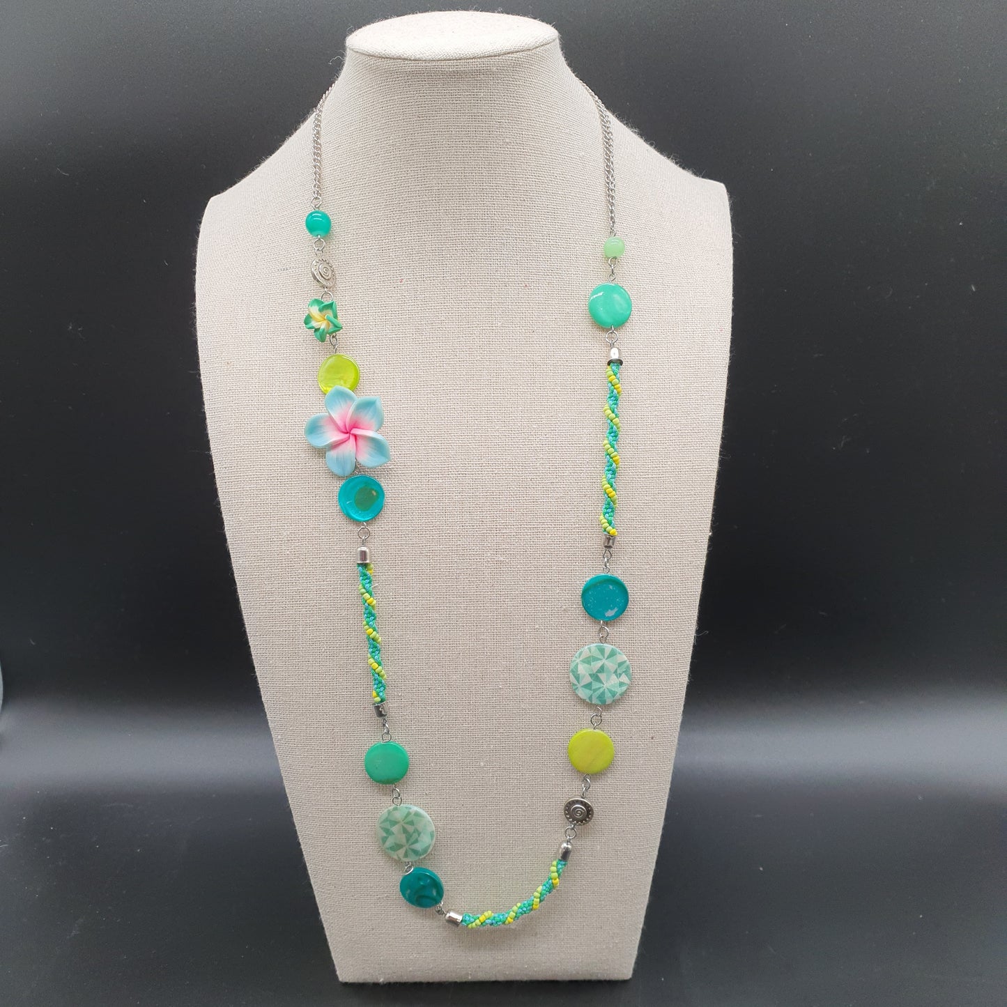 Long necklace, double silver-plated chain with seed beads, mother-of-pearl, flowers & tiaras